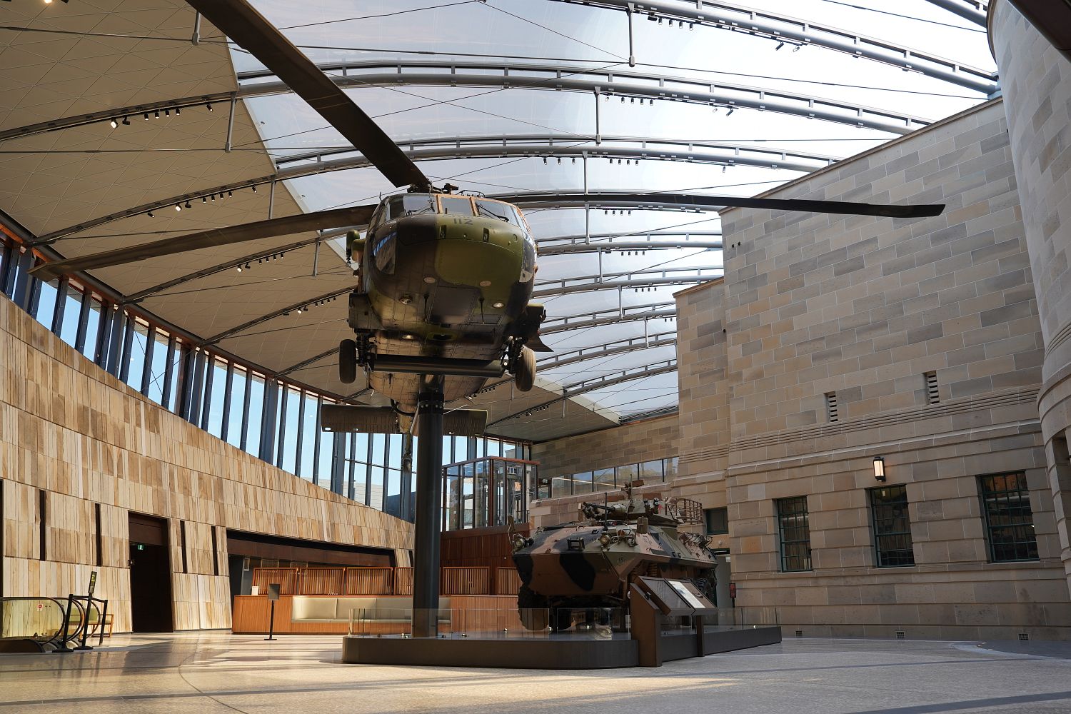 New Anzac Hall & Glazed Link, Australian War Memorial, Lendlease