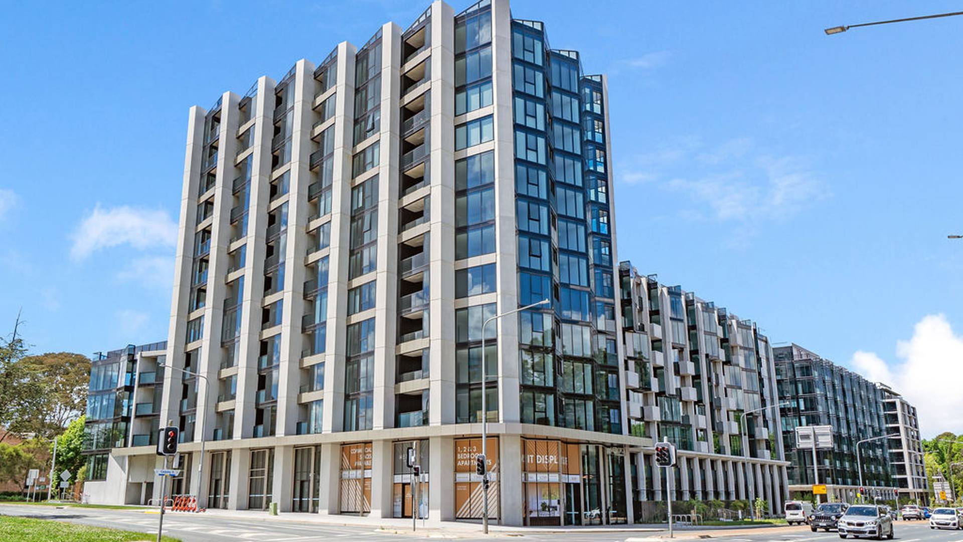 Metropol, Geocon