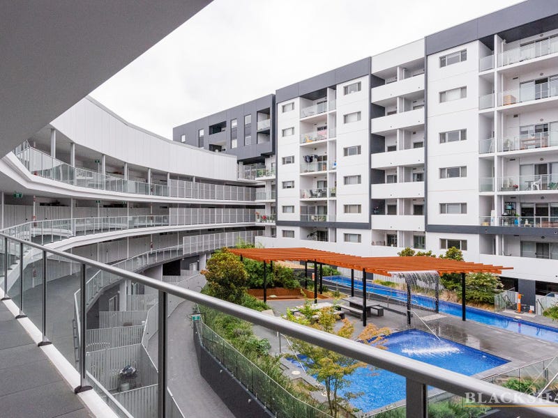 Southport Apartments